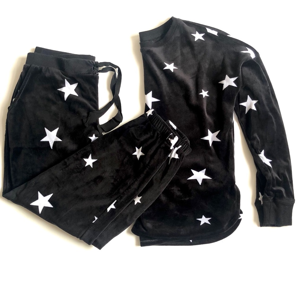 Black Star Print Women’s Lounge Pants & Top Set